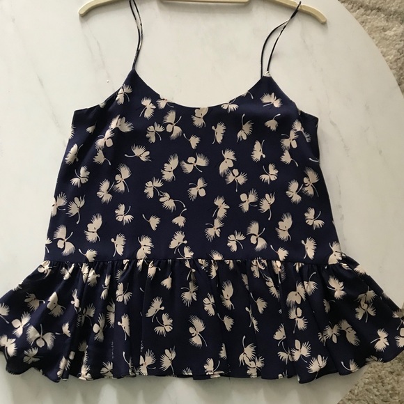 Club Monaco silk tank XS - Picture 1 of 5